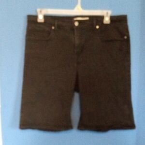 Levi's Black Women's Bermuda Shorts